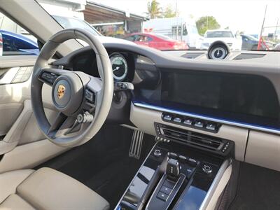 2022 Porsche 911 Targa 4S - Photo 27 - Miami, FL 33147