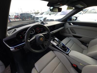 2022 Porsche 911 Targa 4S - Photo 2 - Miami, FL 33147
