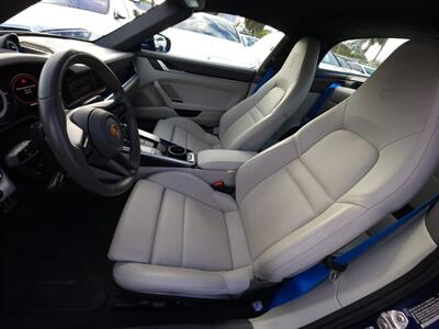 2022 Porsche 911 Targa 4S - Photo 9 - Miami, FL 33147