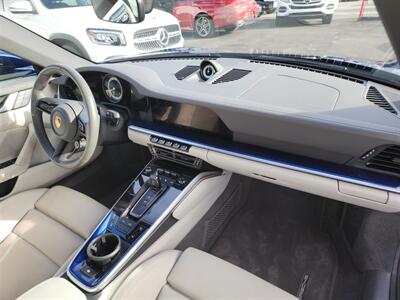 2022 Porsche 911 Targa 4S - Photo 30 - Miami, FL 33147