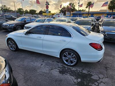 2019 Mercedes-Benz C 300 4MATIC   - Photo 13 - Miami, FL 33147