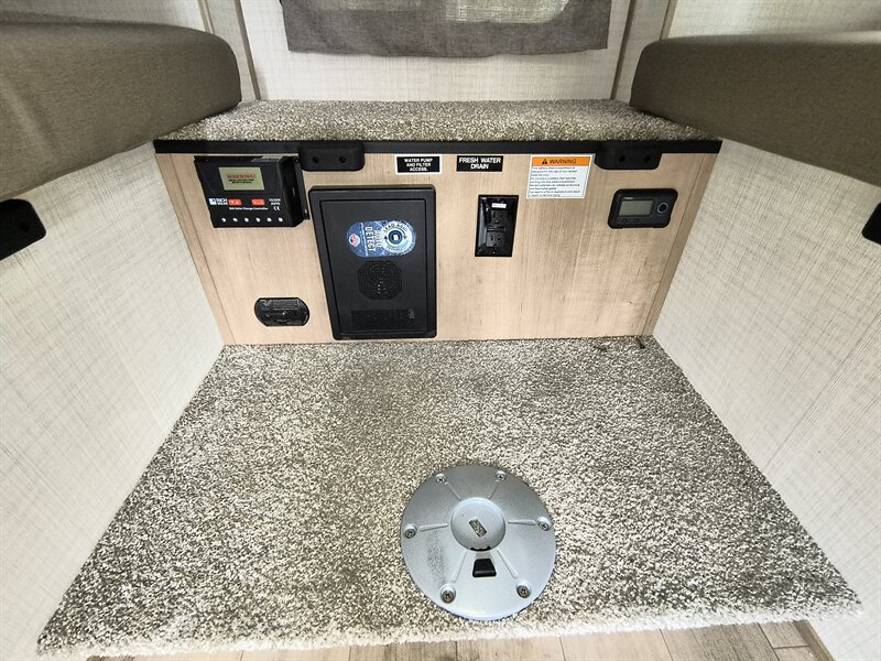 2026 Forest River REAL LITE 1600 - Photo 11 - Reno, NV 89511