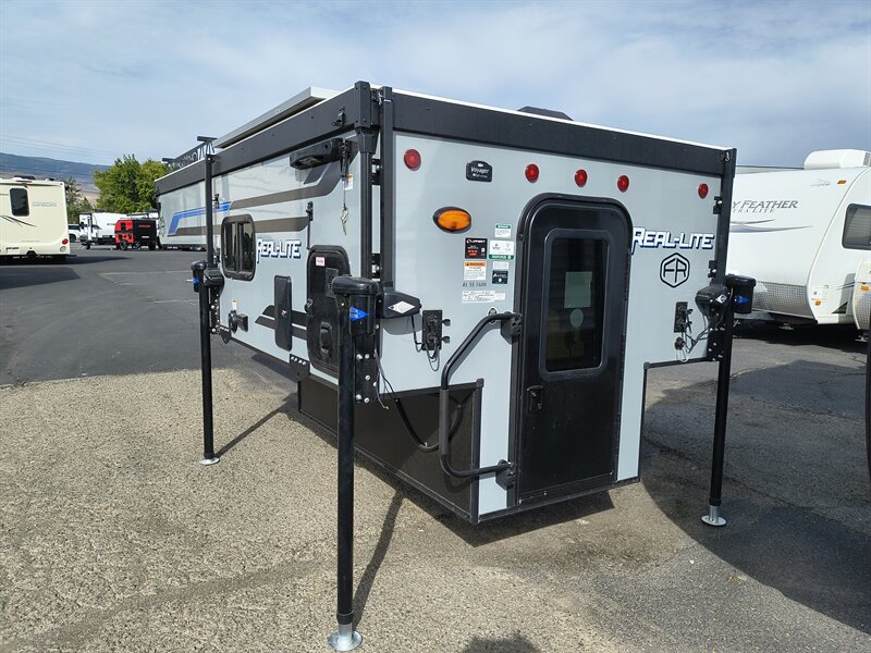 2026 Forest River REAL LITE 1600 - Photo 4 - Reno, NV 89511