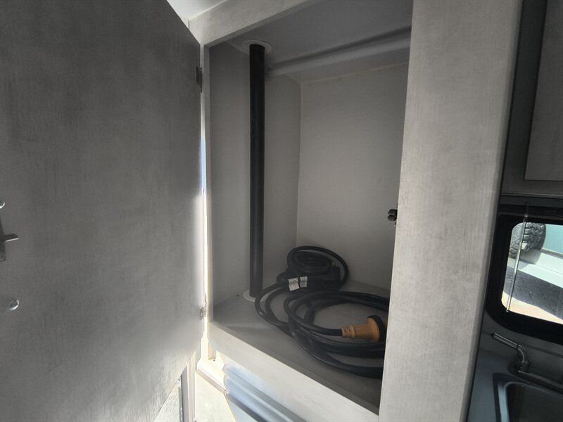 2022 TRAVEL LITE 890 SRBX - Photo 12 - Reno, NV 89511