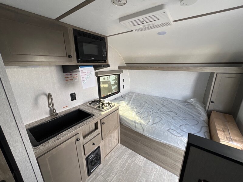 2025 SunLite LTD 13BH Sport - Photo 5 - Reno, NV 89511