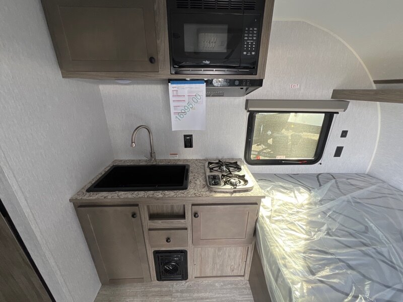 2025 SunLite LTD 13BH Sport - Photo 6 - Reno, NV 89511