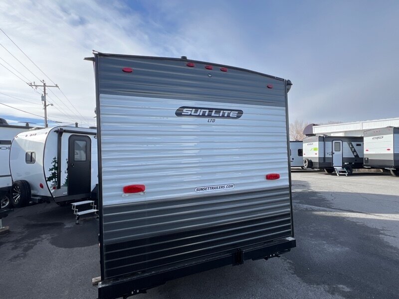 2025 SunLite LTD 13BH Sport - Photo 4 - Reno, NV 89511