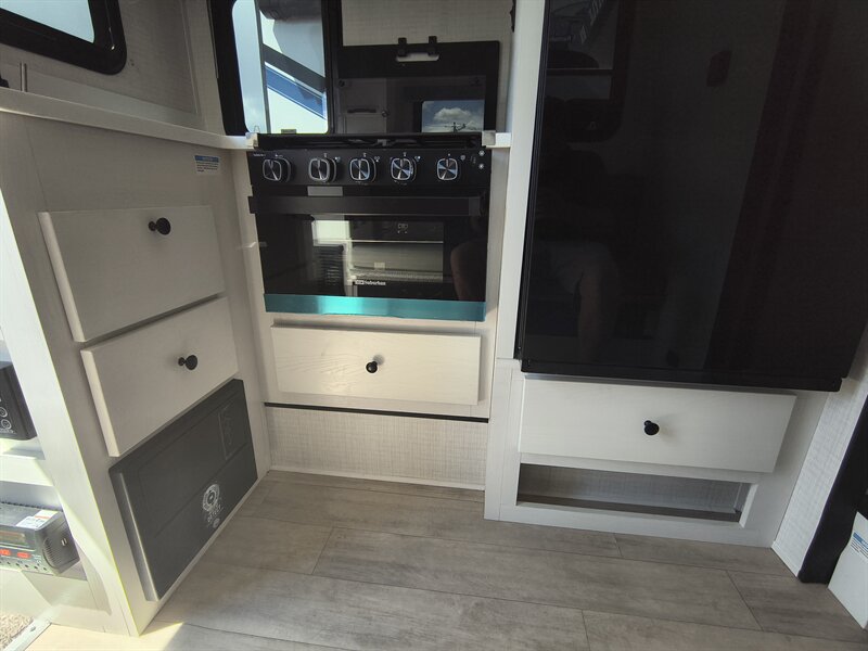 2026 Forest River REAL LITE 2110 - Photo 11 - Reno, NV 89511