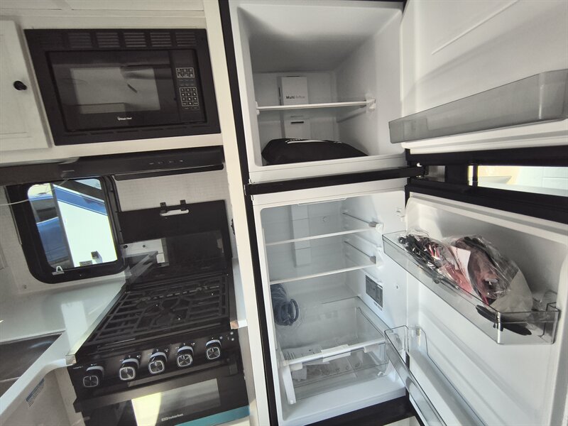 2026 Forest River REAL LITE 2110 - Photo 8 - Reno, NV 89511