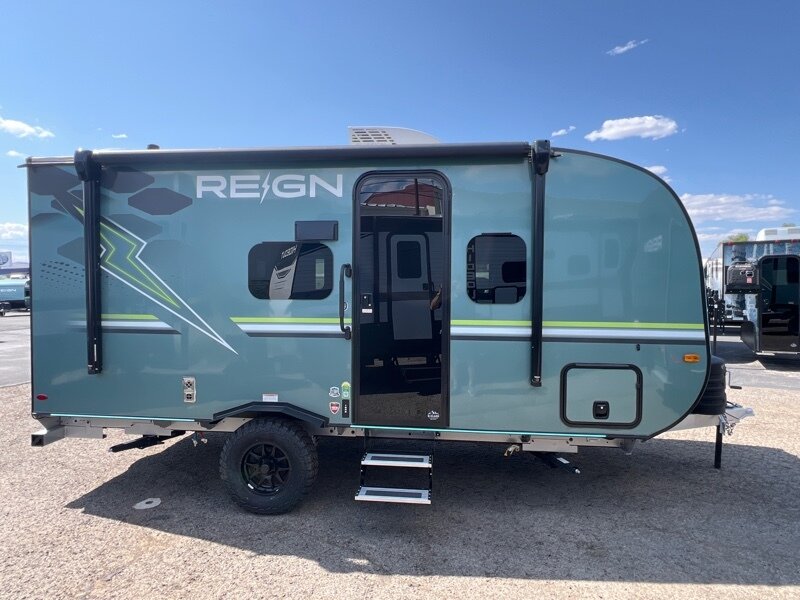 2025 Reign 15RB   - Photo 1 - Reno, NV 89511