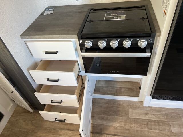 2023 Keystone 22MLSWE - Photo 9 - Reno, NV 89511