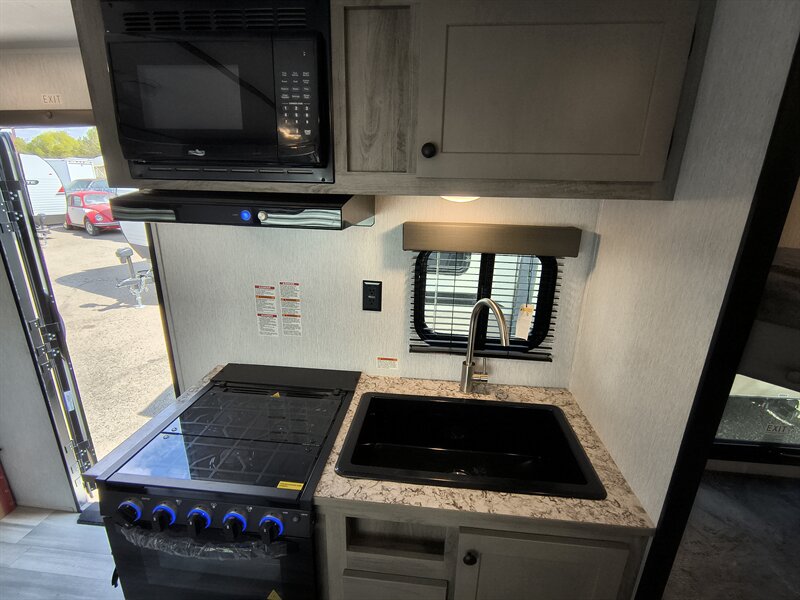 2026 Sunset Park SUNLITE 21DB LTD - Photo 16 - Reno, NV 89511