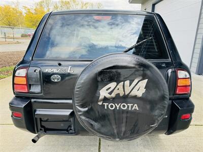 1999 Toyota RAV4 AWD 1 Owner   - Photo 4 - Kent, WA 98032