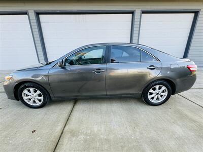 2010 Toyota Camry LE 1 Owner   - Photo 2 - Kent, WA 98032