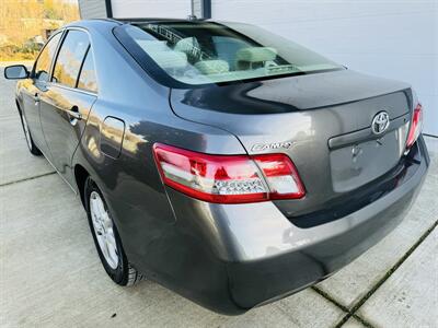 2010 Toyota Camry LE 1 Owner   - Photo 3 - Kent, WA 98032