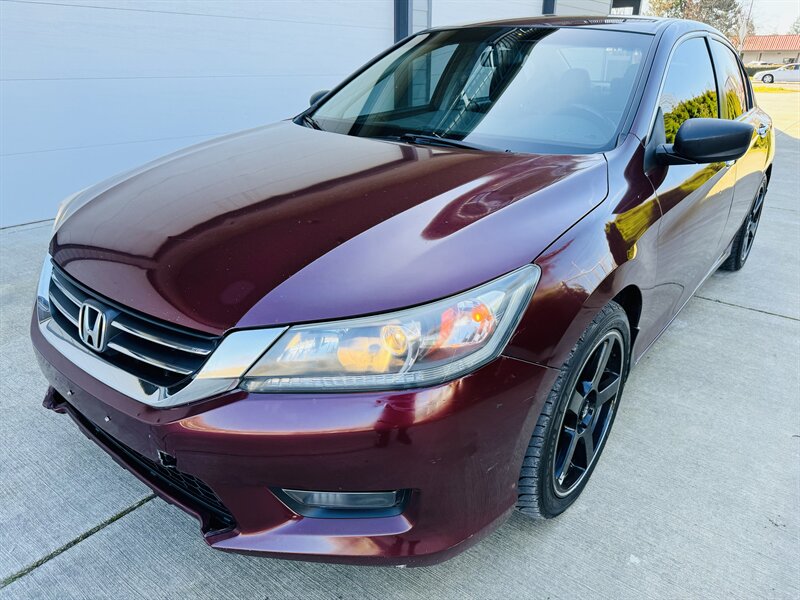 The 2014 Honda Accord Sport photos