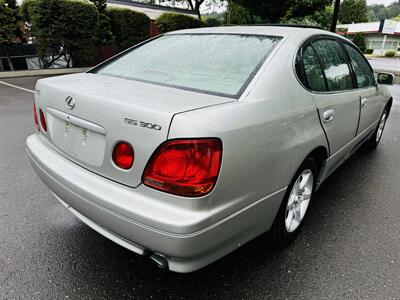 2001 Lexus GS 300   - Photo 5 - Kent, WA 98032