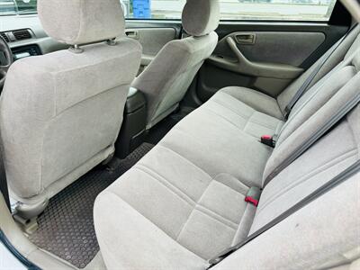 1999 Toyota Camry LE Well Maintained   - Photo 10 - Kent, WA 98032