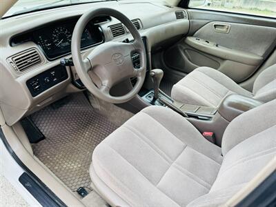 1999 Toyota Camry LE Well Maintained   - Photo 9 - Kent, WA 98032