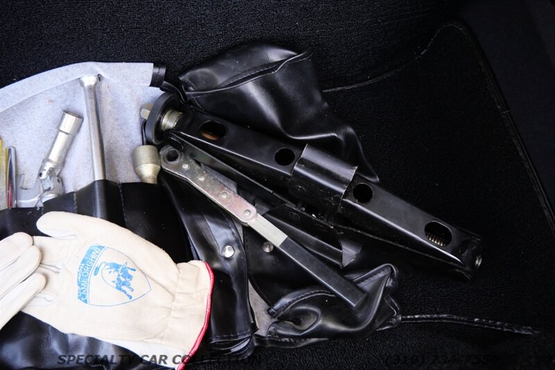 1989 Lamborghini Countach 25th Anniversary - Photo 76 - West Hollywood, CA 90069