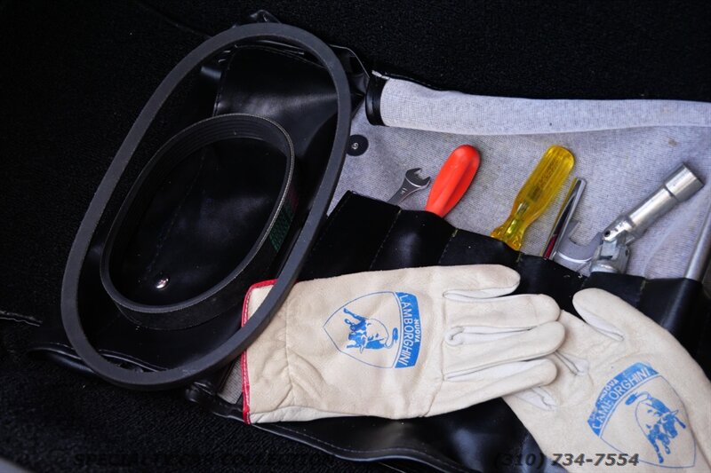 1989 Lamborghini Countach 25th Anniversary - Photo 75 - West Hollywood, CA 90069