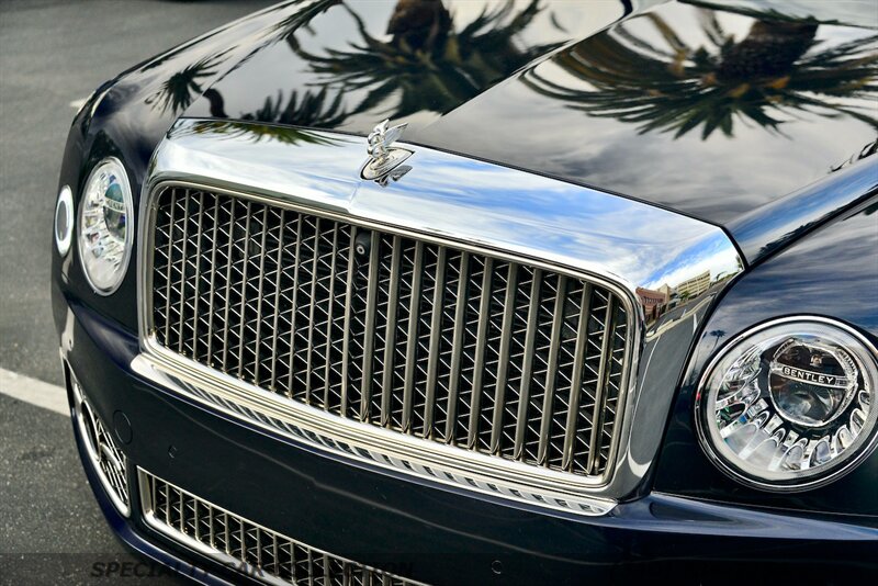 2017 Bentley Mulsanne   - Photo 2 - West Hollywood, CA 90069