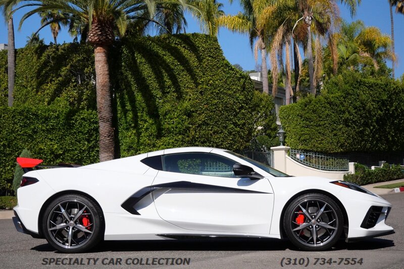 2022 Chevrolet Corvette Stingray   - Photo 5 - West Hollywood, CA 90069