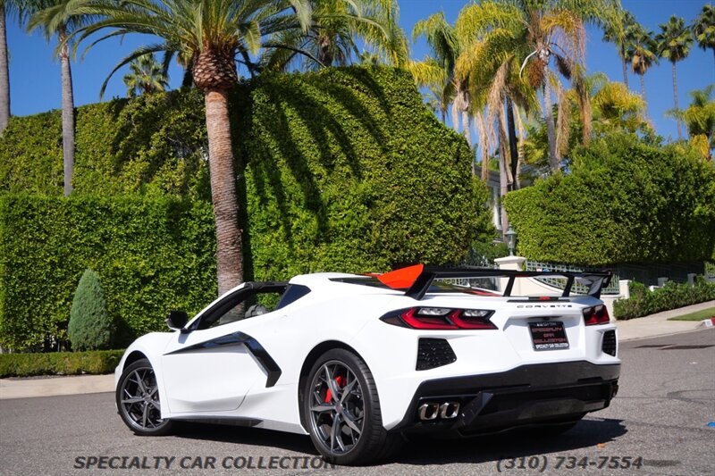 2022 Chevrolet Corvette Stingray   - Photo 8 - West Hollywood, CA 90069