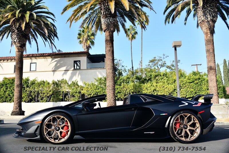 2020 Lamborghini Aventador LP 770-4 SVJ  Roadster - Photo 14 - West Hollywood, CA 90069