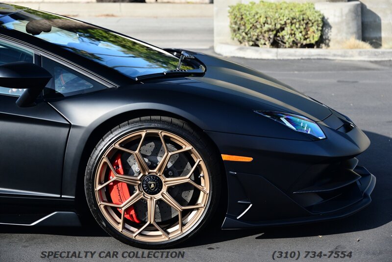 2020 Lamborghini Aventador LP 770-4 SVJ  Roadster - Photo 9 - West Hollywood, CA 90069