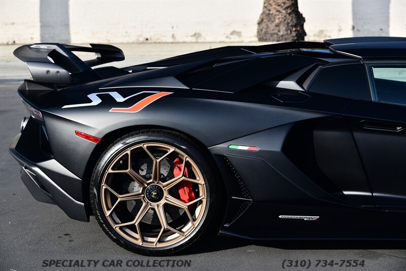 2020 Lamborghini Aventador LP 770-4 SVJ  Roadster - Photo 8 - West Hollywood, CA 90069