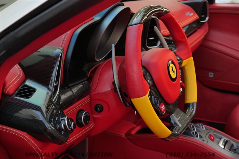 2013 Ferrari 458 Spider   - Photo 28 - West Hollywood, CA 90069