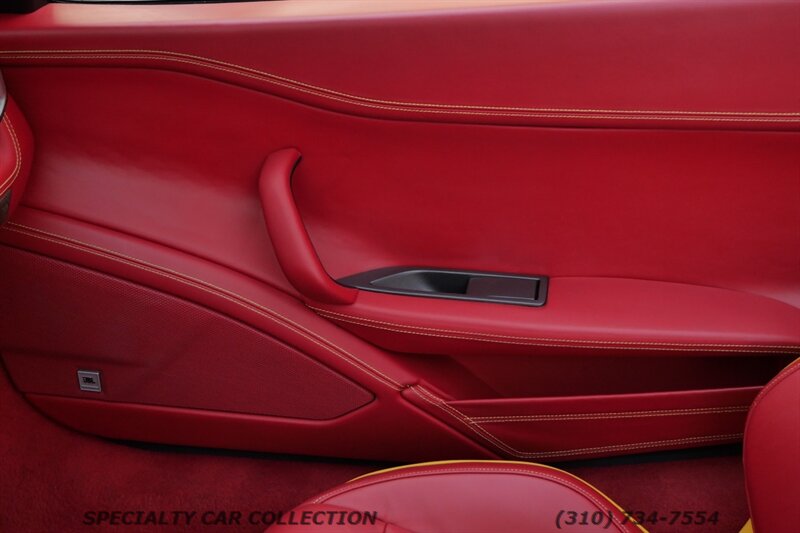 2013 Ferrari 458 Spider   - Photo 40 - West Hollywood, CA 90069
