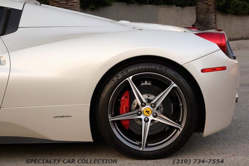 2013 Ferrari 458 Spider   - Photo 17 - West Hollywood, CA 90069