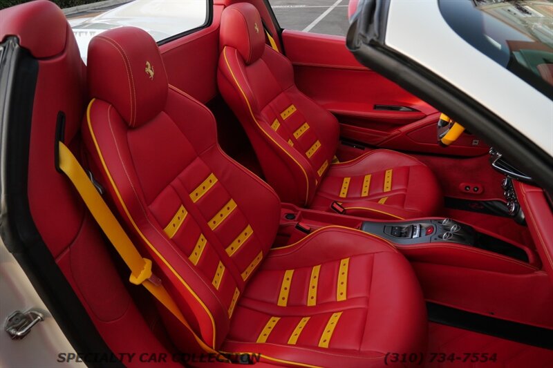2013 Ferrari 458 Spider   - Photo 38 - West Hollywood, CA 90069