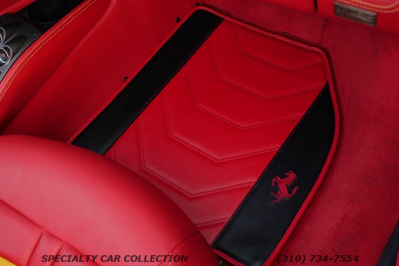 2013 Ferrari 458 Spider   - Photo 46 - West Hollywood, CA 90069