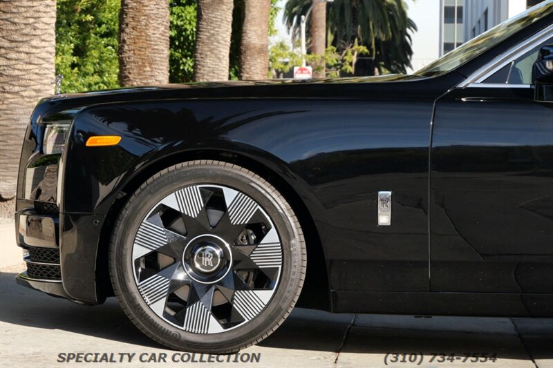 2023 Rolls-Royce Phantom   - Photo 14 - West Hollywood, CA 90069