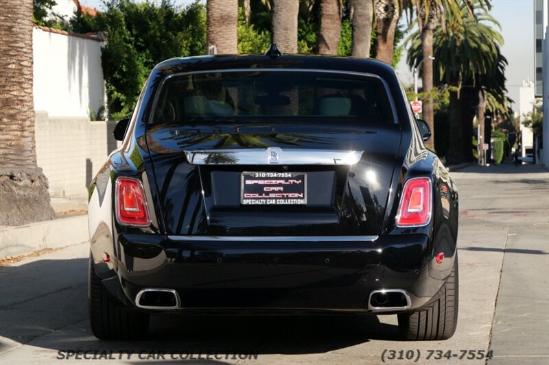 2023 Rolls-Royce Phantom   - Photo 11 - West Hollywood, CA 90069