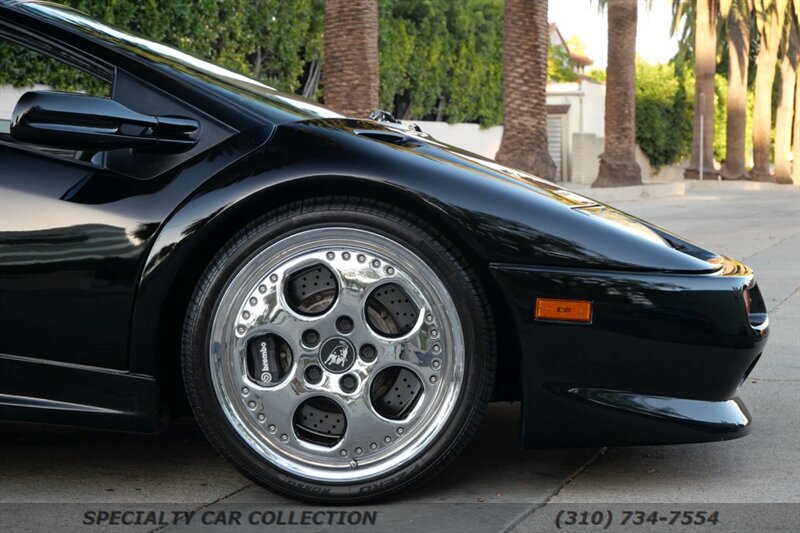 1999 Lamborghini Diablo Roadster   - Photo 11 - West Hollywood, CA 90069