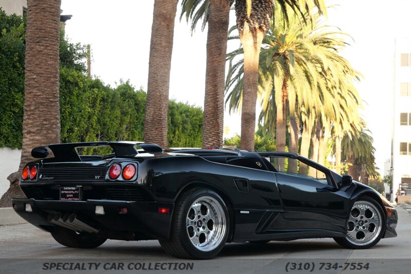 1999 Lamborghini Diablo Roadster   - Photo 12 - West Hollywood, CA 90069