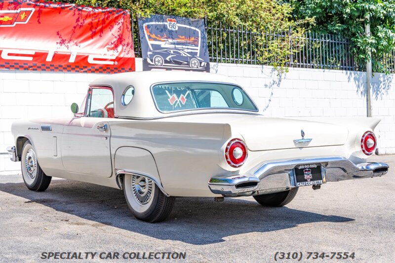 1957 Ford Thunderbird   - Photo 14 - West Hollywood, CA 90069