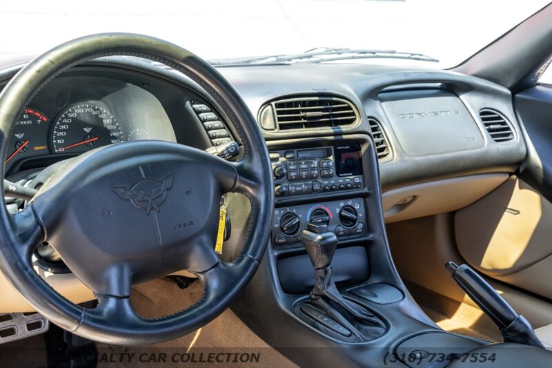 2000 Chevrolet Corvette   - Photo 32 - West Hollywood, CA 90069