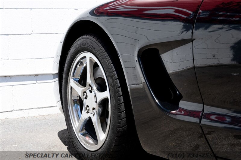 2000 Chevrolet Corvette   - Photo 26 - West Hollywood, CA 90069