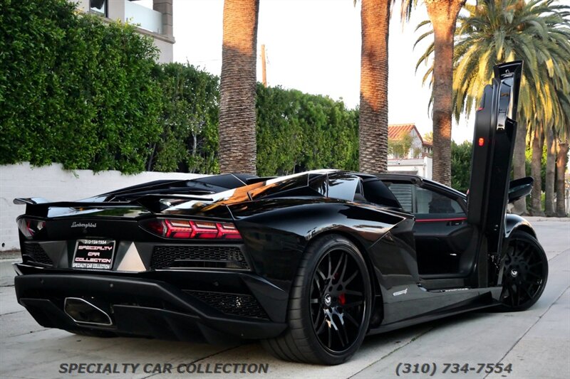 2018 Lamborghini Aventador LP 740-4 S   - Photo 13 - West Hollywood, CA 90069