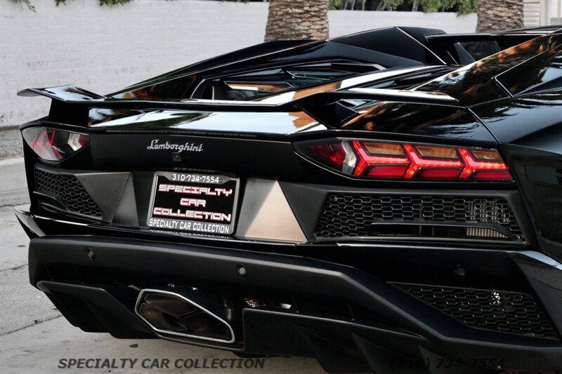 2018 Lamborghini Aventador LP 740-4 S   - Photo 15 - West Hollywood, CA 90069
