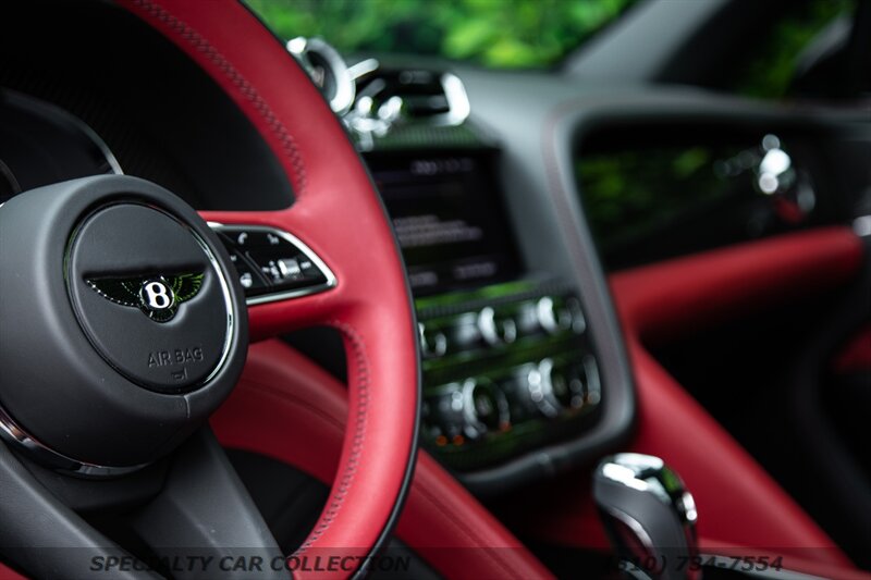 2022 Bentley Bentayga V8   - Photo 29 - West Hollywood, CA 90069