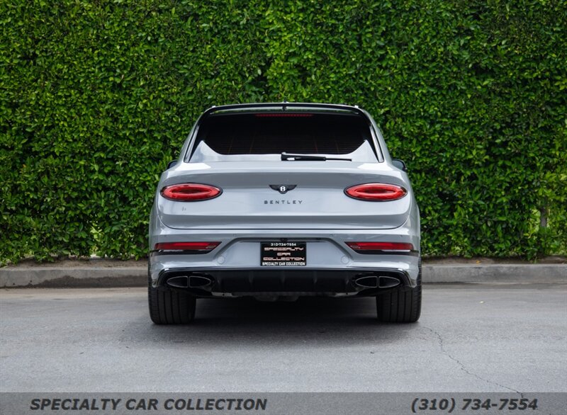2022 Bentley Bentayga V8   - Photo 17 - West Hollywood, CA 90069