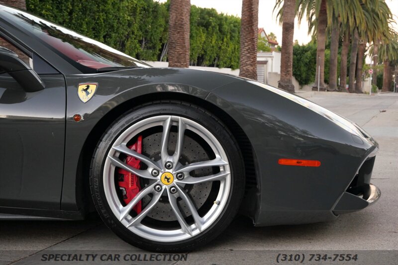 2016 Ferrari 488 Spider   - Photo 8 - West Hollywood, CA 90069