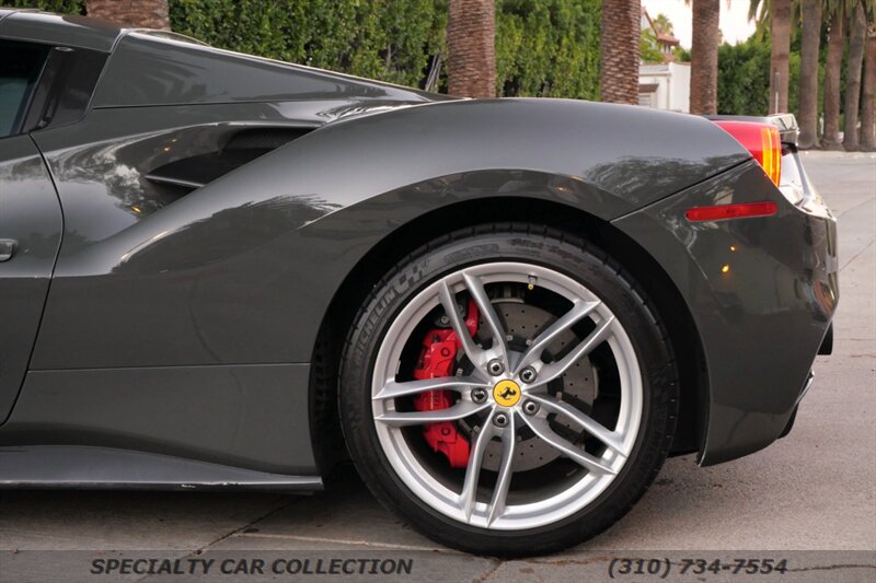 2016 Ferrari 488 Spider   - Photo 17 - West Hollywood, CA 90069