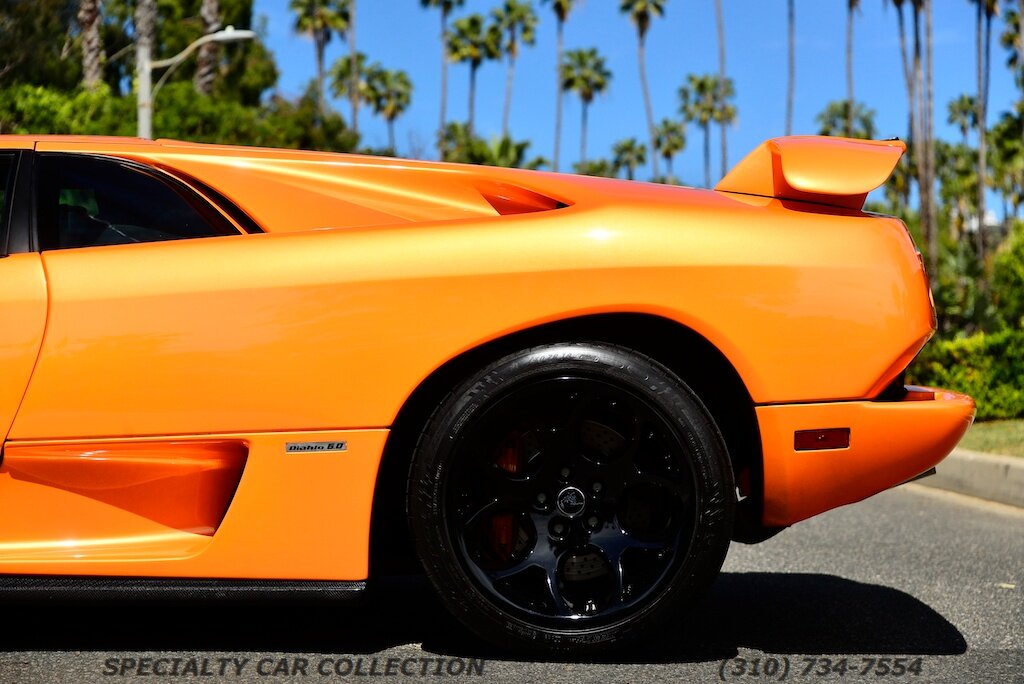 2001 Lamborghini Diablo VT   - Photo 22 - West Hollywood, CA 90069